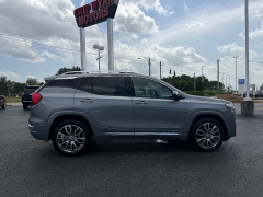 Used 2024  GMC Terrain AWD 4dr Denali at Chip Wynn Motors near Paducah&comma; KY