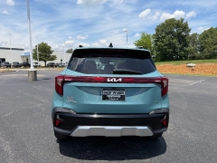 Used 2024  Kia Seltos EX IVT AWD at Chip Wynn Motors near Paducah&comma; KY