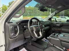Used 2021  GMC Sierra 1500 4WD Crew Cab 147" Elevation w&sol;3SB at Chip Wynn Motors near Paducah&comma; KY