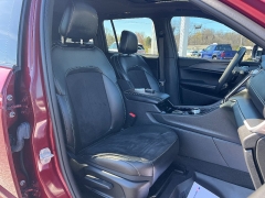 Used 2023  Jeep Grand Cherokee Altitude 4x4 at Chip Wynn Motors near Paducah&comma; KY