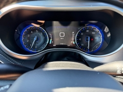 Used 2023  Chrysler Pacifica Touring L FWD at Chip Wynn Motors near Paducah&comma; KY