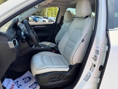 Used 2025  Mazda CX-5 2&period;5 S Preferred Package AWD at Chip Wynn Motors near Paducah&comma; KY