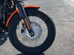 Used 2021  Harley-Davidson FXBBS HEAVY WEIGHT at Chip Wynn Motors near Paducah&comma; KY