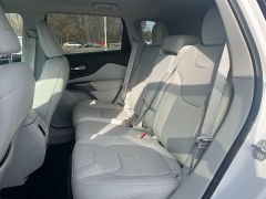 Used 2020  Jeep Cherokee Limited 4x4 at Chip Wynn Motors near Paducah&comma; KY
