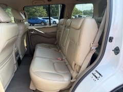 Used 2011  Nissan Pathfinder 4d SUV 4WD SV at Chip Wynn Motors near Paducah&comma; KY