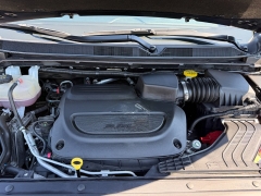 Used 2023  Chrysler Pacifica Touring L FWD at Chip Wynn Motors near Paducah&comma; KY