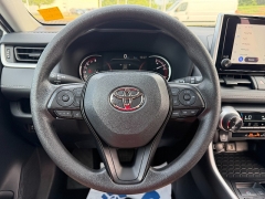 Used 2025  Toyota RAV4 XLE FWD at Chip Wynn Motors near Paducah&comma; KY