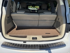 Used 2013  INFINITI QX56 4d SUV 4WD at Chip Wynn Motors near Paducah&comma; KY