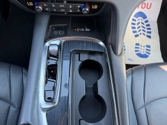 Used 2024  Buick Enclave FWD 4dr Premium at Chip Wynn Motors near Paducah&comma; KY