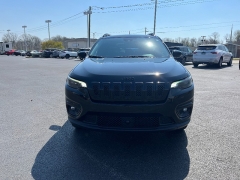 Used 2021  Jeep Cherokee Altitude 4x4 at Chip Wynn Motors near Paducah&comma; KY