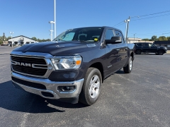 Used 2020  Ram 1500 Big Horn 4x4 Crew Cab 5'7" Box at Chip Wynn Motors near Paducah&comma; KY
