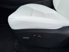 Used 2024  Tesla Model Y Long Range AWD at Chip Wynn Motors near Paducah&comma; KY