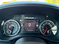 Used 2024  Ram 1500 Big Horn 4x4 Crew Cab 6'4" Box at Chip Wynn Motors near Paducah&comma; KY