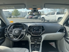 Used 2020  Jeep Cherokee Limited 4x4 at Chip Wynn Motors near Paducah&comma; KY