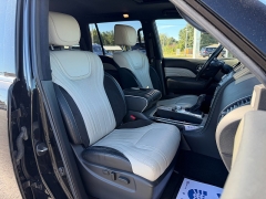 Used 2019  INFINITI QX80 4d SUV AWD LIMITED at Chip Wynn Motors near Paducah&comma; KY