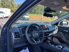 Used 2024  Nissan Rogue AWD SV at Chip Wynn Motors near Paducah&comma; KY