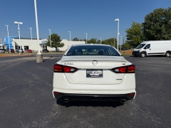 Used 2024  Nissan Altima 2&period;0 SR Sedan at Chip Wynn Motors near Paducah&comma; KY