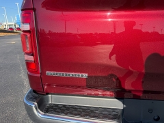 Used 2024  Ram 1500 Big Horn 4x4 Crew Cab 6'4" Box at Chip Wynn Motors near Paducah&comma; KY