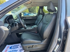 Used 2023  INFINITI QX60 SENSORY AWD at Chip Wynn Motors near Paducah&comma; KY