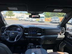 Used 2024  Chevrolet Silverado 1500 4WD Crew Cab 147" High Country at Chip Wynn Motors near Paducah&comma; KY