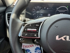 Used 2024  Kia Seltos EX IVT AWD at Chip Wynn Motors near Paducah&comma; KY