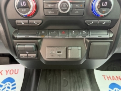 Used 2021  GMC Sierra 1500 4WD Crew Cab 147" Elevation w&sol;3SB at Chip Wynn Motors near Paducah&comma; KY