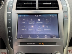 Used 2020  Lincoln MKZ 4d Sedan FWD at Chip Wynn Motors near Paducah&comma; KY