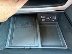 Used 2023  Chrysler Pacifica Limited FWD at Chip Wynn Motors near Paducah&comma; KY