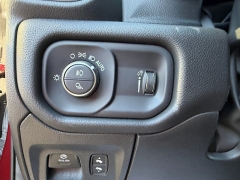 Used 2024  Ram 1500 Big Horn 4x4 Crew Cab 6'4" Box at Chip Wynn Motors near Paducah&comma; KY