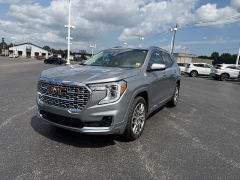 Used 2024  GMC Terrain AWD 4dr Denali at Chip Wynn Motors near Paducah&comma; KY