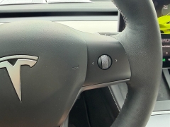 Used 2024  Tesla Model Y Long Range AWD at Chip Wynn Motors near Paducah&comma; KY