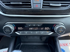 Used 2024  Nissan Altima 2&period;0 SR Sedan at Chip Wynn Motors near Paducah&comma; KY