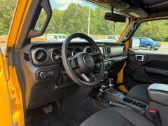 Used 2018  Jeep Wrangler Sport 4x4 at Chip Wynn Motors near Paducah&comma; KY