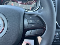 Used 2021  Jeep Cherokee Altitude 4x4 at Chip Wynn Motors near Paducah&comma; KY