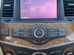 Used 2013  INFINITI QX56 4d SUV 4WD at Chip Wynn Motors near Paducah&comma; KY