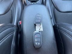 Used 2021  Jeep Cherokee Altitude 4x4 at Chip Wynn Motors near Paducah&comma; KY