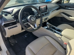 Used 2022  Nissan Altima 2&period;5 SL Sedan at Maxx Loans near St&period; Adrian&comma; MI