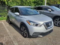 Used 2020  Nissan Kicks 4d SUV FWD SV at Maxx Loans near St&period; Adrian&comma; MI