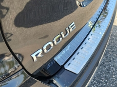 Used 2020  Nissan Rogue FWD SV at Maxx Loans near St&period; Adrian&comma; MI