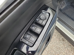 Used 2022  Nissan Pathfinder SL 2WD at Maxx Loans near St&period; Adrian&comma; MI