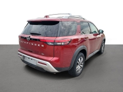 Used 2023  Nissan Pathfinder SL 2WD at Maxx Loans near St&period; Adrian&comma; MI