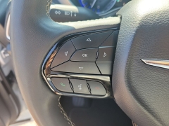 Used 2024  Chrysler Pacifica Touring FWD at Maxx Loans near St&period; Adrian&comma; MI