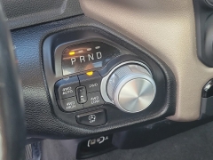 Used 2020  Ram 1500 4WD Crew Cab Laramie at Maxx Loans near St&period; Adrian&comma; MI