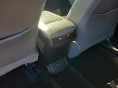 Used 2023  Toyota Highlander L FWD &lpar;Natl&rpar; at Maxx Loans near St&period; Adrian&comma; MI