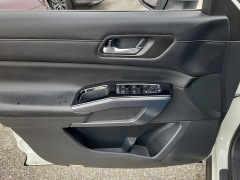 Used 2022  Nissan Pathfinder SL 2WD at Maxx Loans near St&period; Adrian&comma; MI