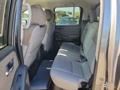 Used 2022  Nissan Frontier Crew Cab 4x2 SV Auto Long Bed at Maxx Loans near St&period; Adrian&comma; MI