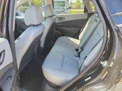 Used 2021  Hyundai Kona Limited DCT FWD at Maxx Loans near St&period; Adrian&comma; MI
