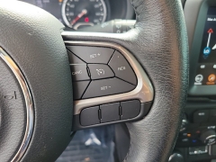 Used 2022  Jeep Renegade Limited 4x4 at Maxx Loans near St&period; Adrian&comma; MI