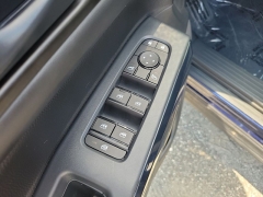 Used 2026  Nissan Pathfinder SV 4WD at Maxx Loans near St&period; Adrian&comma; MI