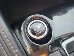 Used 2020  Nissan Kicks 4d SUV FWD SR at Maxx Loans near St&period; Adrian&comma; MI